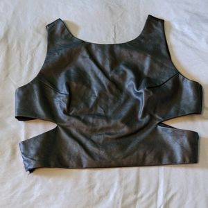Cut out Crop Top